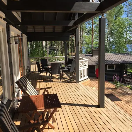 Villa Kaarteenranta *